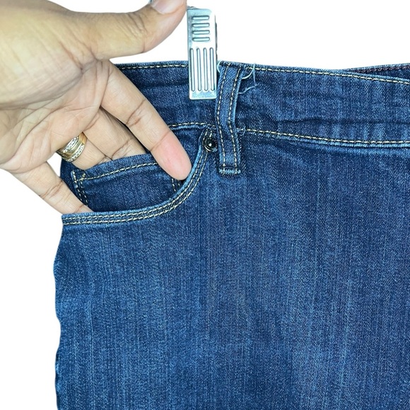 Liz Claiborne Woman Boyfriend Skinny Jeans - Size 16w - Picture 2 of 8